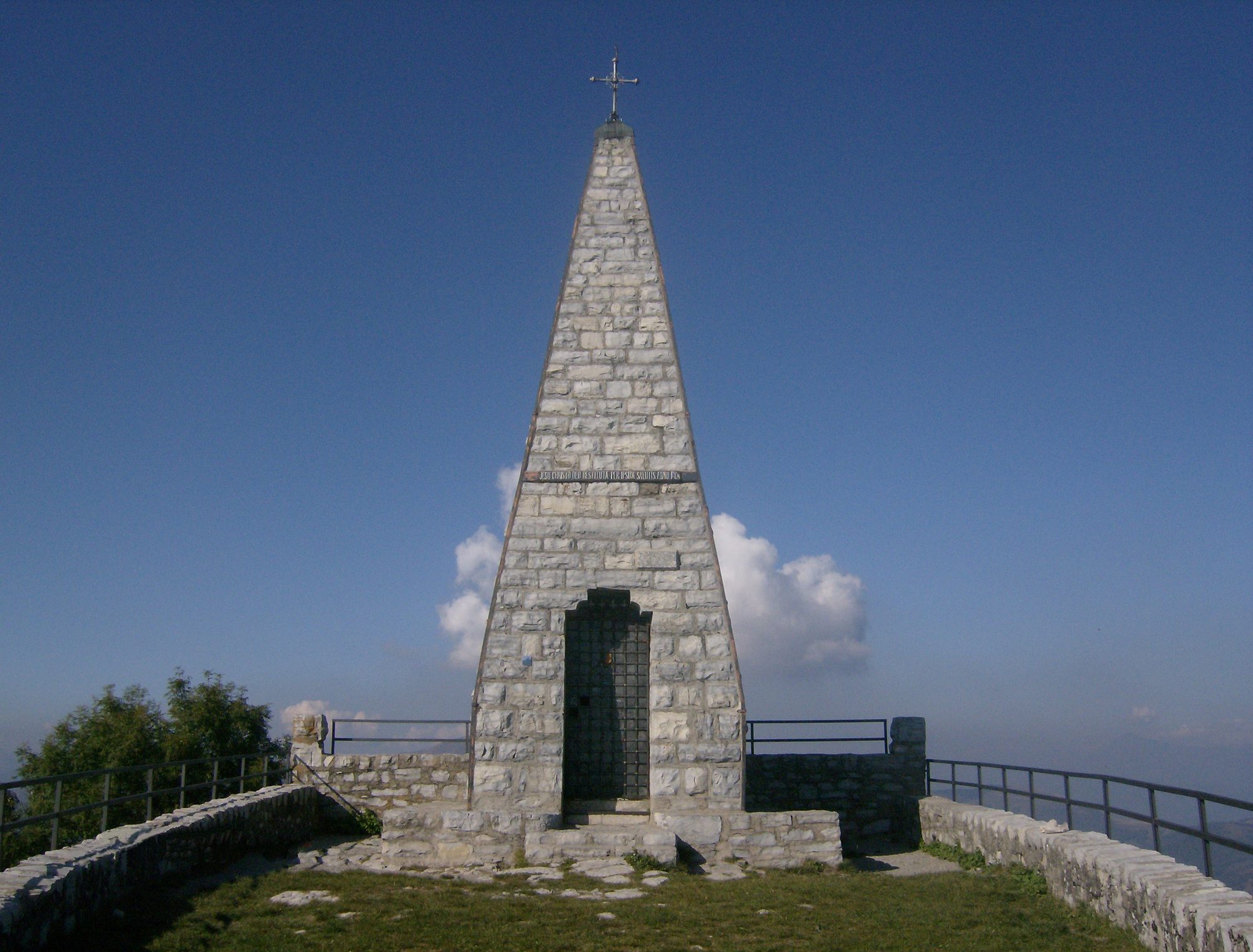 Dal Pian del Tivano al Monte Palanzone (partenza da Nesso)