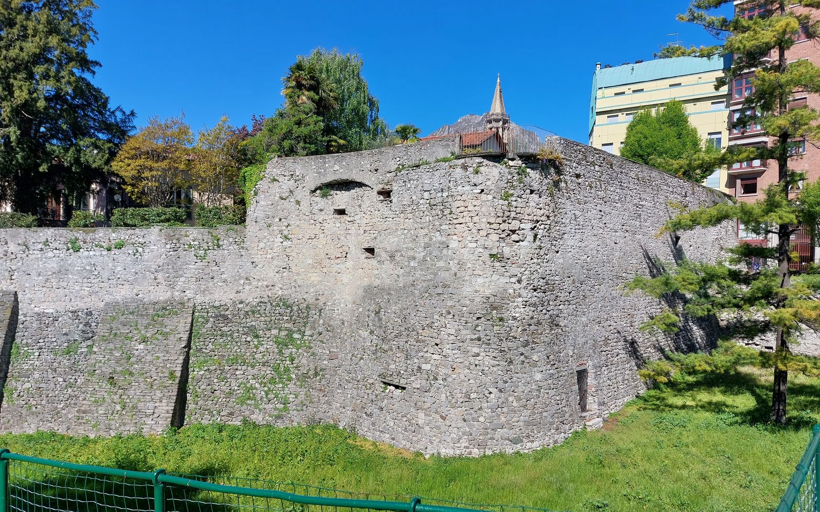 Vallo delle mura